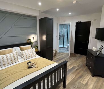 Modern Spacious Studio Rooms Fully Furnished Bills Included - Photo 2