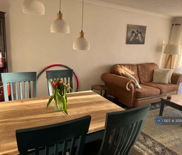 2 bedroom bungalow to rent - Photo 2