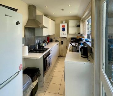 Room in a Shared House, Old Oak Lane, NW10 - Photo 5