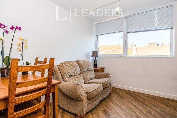 2 bedroom apartment to rent London Road, Portsmouth, PO2 - Photo 1