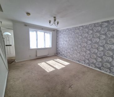 Fairlead Drive, Gosport - Photo 2