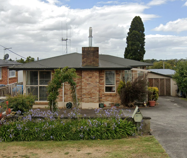 Three Bedroom Home - Photo 1