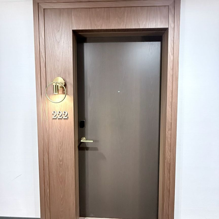 For Lease - 6 Greenbriar Road Unit# 222, Toronto, Ontario - Photo 1