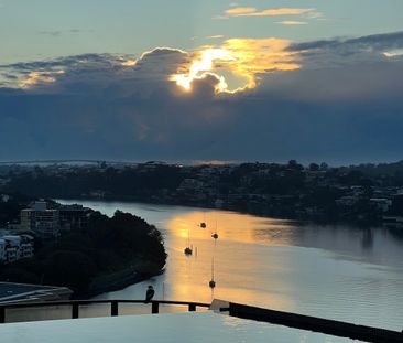 East Brisbane - Photo 1