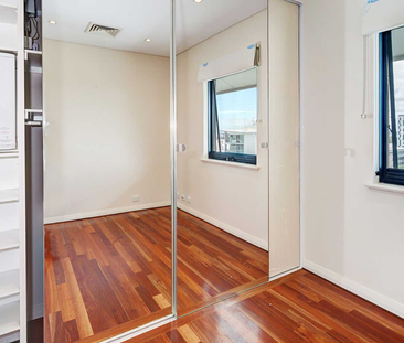 68/34 Kings Park Road, West Perth WA 6005 - Photo 3