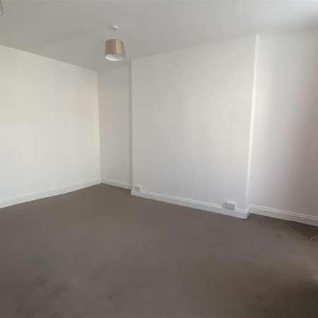 Bush Row, Haverfordwest, SA61 - Photo 1