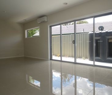 2/12 Seagull Avenue, 3018, Altona Vic - Photo 2