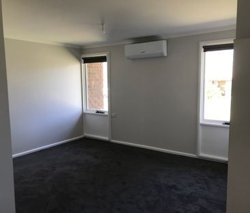 5 Noreen Place, Orange NSW 2800 - House For Rent | Domain - Photo 6