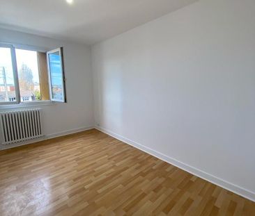 Location Appartement 3 pièces 65m² LIVRY GARGAN 93190 - Photo 2