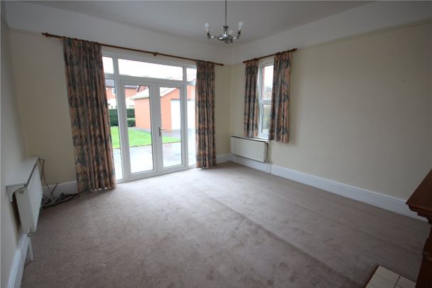 London Road, Sleaford, NG34 - Photo 1