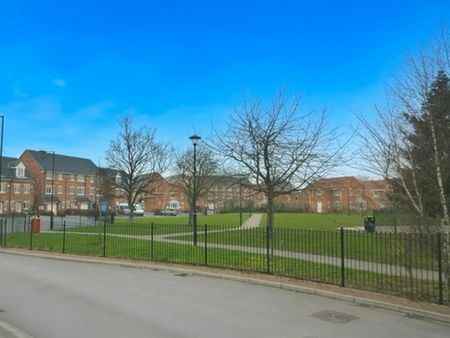 Flat to rent on - Photo 4