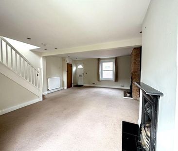 2 bedroom terraced house to rent - Photo 5