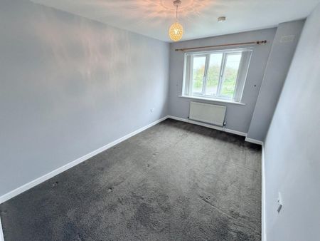 Florin Way, Pontefract - Photo 2