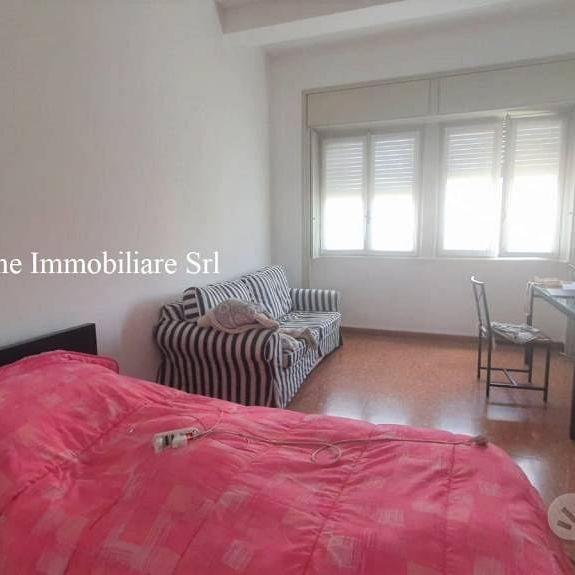 Appartamento di 70 m² con 3 locali a Milano - Photo 1