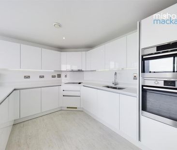 2 bedroom penthouse to rent - Photo 5