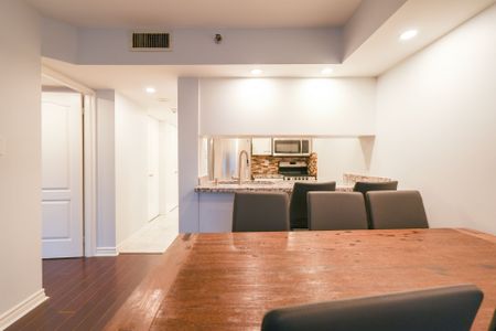 For Lease - 38 ELM Street Unit# 613, Toronto, Ontario - Photo 3