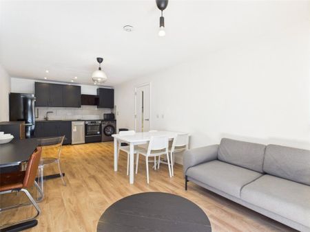 2 bedroom apartment to rent - Photo 2