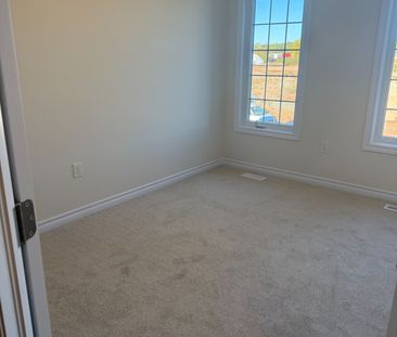 For Lease - 185 Gear Avenue, Erin, Ontario - Photo 5