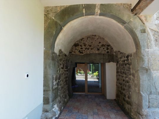 Beautiful terrace apartment with modern flair in Steckborn, canton TG - Photo 1