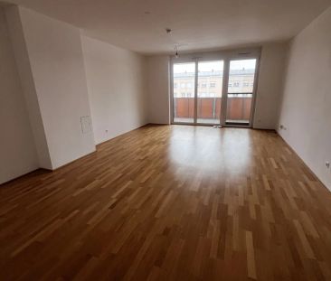 Balkon-Highlight mit Zukunftsperspektive: 2-Zimmer-Wohnung mit Kauf... - Photo 2