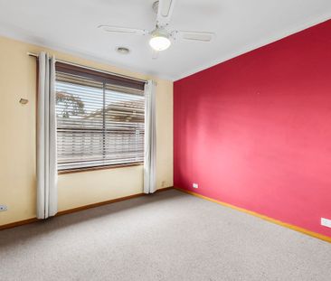 15 Coventry Drive, Werribee, Vic 3030 - Photo 4