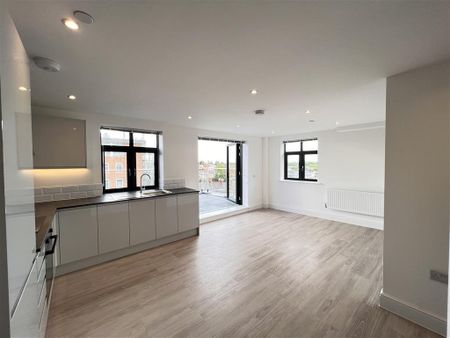 Sloane House, New Street, Aylesbury - Photo 3