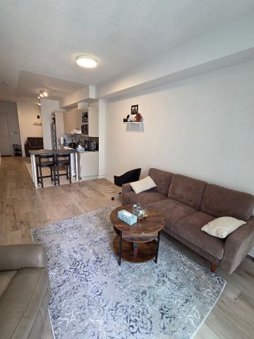 For Lease - 111 Elizabeth Street Unit# 1552, Toronto, Ontario - Photo 2