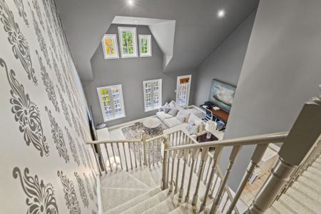 For Lease - 37 Winners Circle, Toronto, Ontario - Photo 2