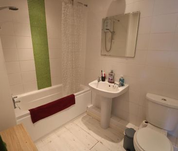 Studio to rent - Photo 6
