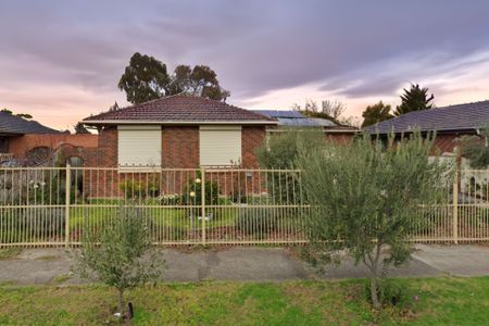 39 Hispano Drive, Keilor Downs. - Photo 4