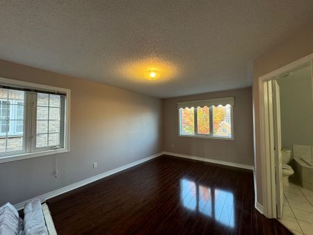 For Lease - 10561 Bayview Avenue, Richmond Hill, Ontario - Photo 5