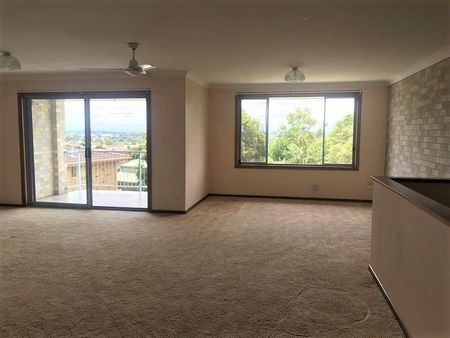 3 Bedroom Townhouse in Quiet Location on South Grafton Hill - Photo 2