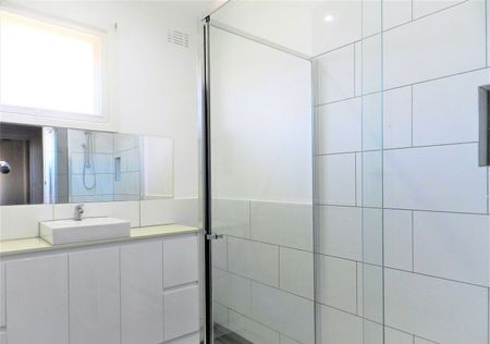 Great Family Home - Photo 3