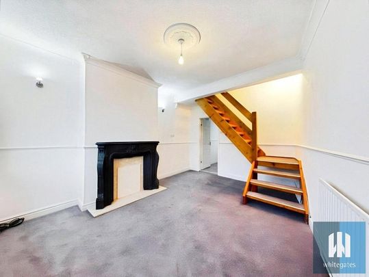 2 bedroom end of terrace house to rent - Photo 1