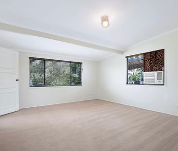 Spacious Renovated 3-Bedroom Home with Air-Con, Huge Storage & Cara... - Photo 4