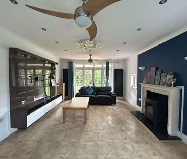 4 bedroom detached house to rent - Photo 1