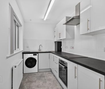 17 London Road, Belfast, BT6 8EY - Photo 2