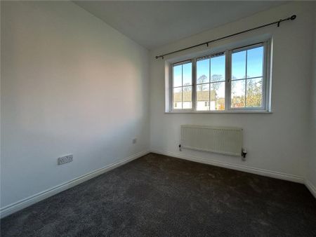 3 bedroom end of terrace house to rent - Photo 3