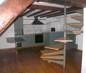 À louer / Appartement F3 DUPLEX / BESANCON CENTRE VILLE/BAS BATTANT... - Photo 1