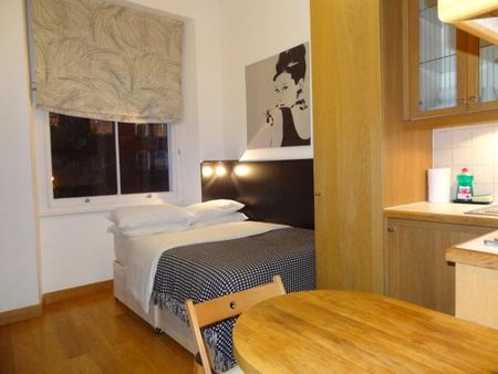 Studio to rent - Photo 2