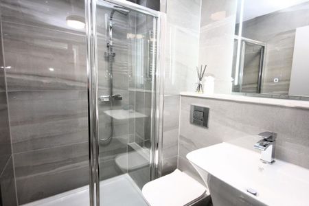 4 bedroom terraced house to rent - Photo 5