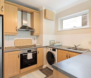 35 Cherbury Court, Booterstown Avenue, - Photo 4