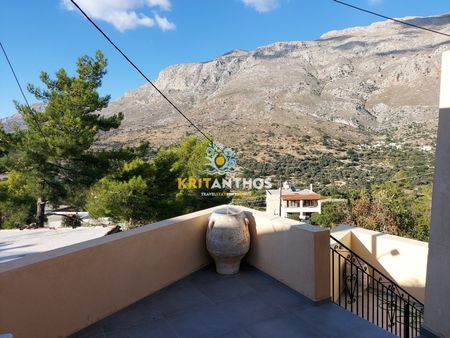 Ανακαινισμένο συγκρότημα 3 διαμερισμάτων προς ενοικίαση - Φωτογραφία 2