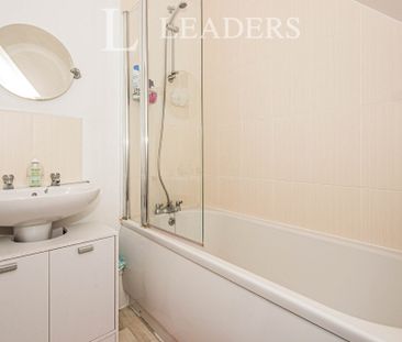 2 bedroom apartment to rent Penruddock Drive, Coventry, CV4 - Photo 4