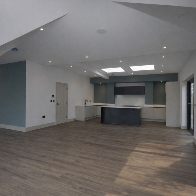 3 Bedroom , Chester - Photo 1