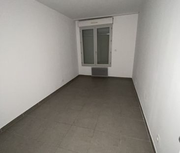 Appartement 3 pièces 91m2 MARSEILLE 14EME 998 euros - Photo 3