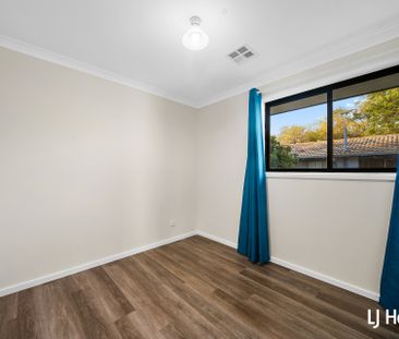 6 Nivison Place, Charnwood ACT, Belconnen - Photo 6