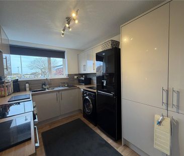 2 bedroom end of terrace house to rent - Photo 5