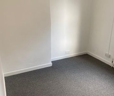 1 Bed Flat, Stapleton Road, BS5 - Photo 1