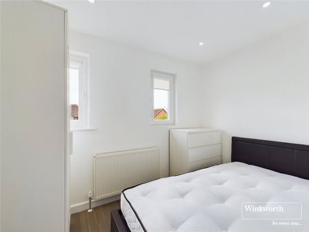 6 bedroom semi-detached house to rent - Photo 5